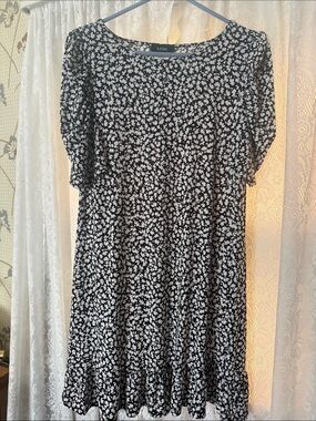 MSK Black & White Floral Midi Dress with Ruffle Hem